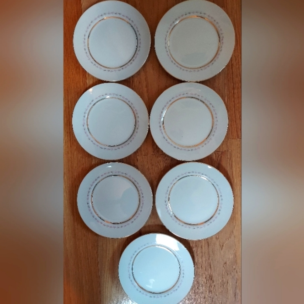 Meito Andrea Jackson Internationale 7 Dessert Plates Pink Gray Laurel Band Gold